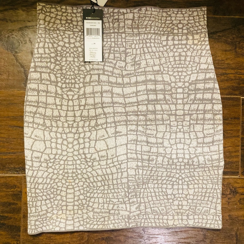 NWT! BCBGMaxAzria Simone Croc Print Jacquard Skirt